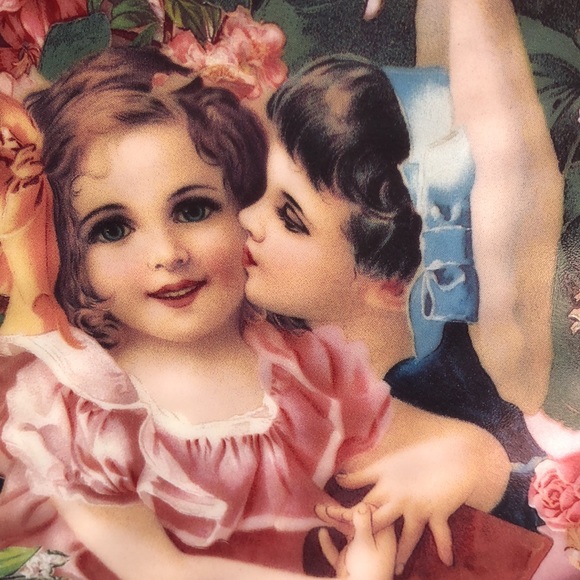 Romantic Victorian  Keepsakes decorative plate.  8 inch - Picture 2 of 6